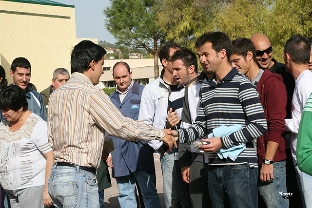 El Caravaca C.F. visita APCOM y comparte jornada con los alumnos - 56