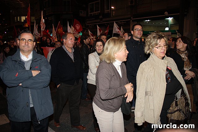 Ms de 40.000 personas, segn los sindicatos, se manifiestan contra el 