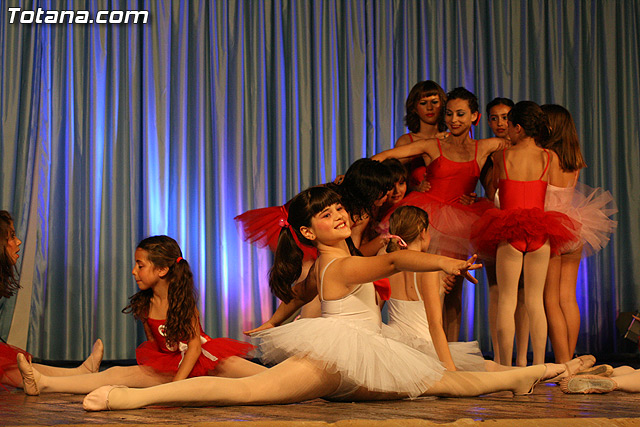Festival fin de curso escuela de danza Manoli Cnovas - 2010 - 116