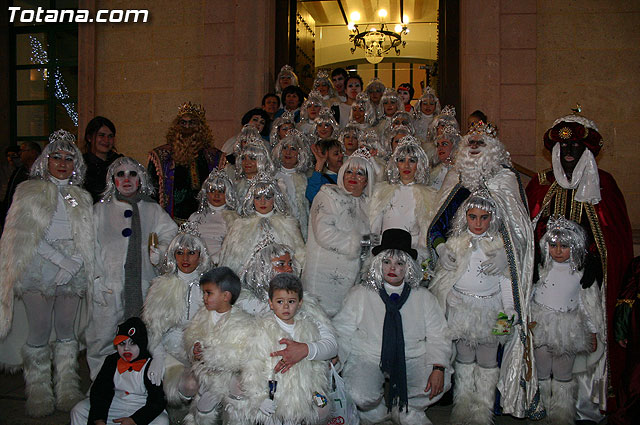 LOS REYES MAGOS LLENAN DE MAGIA LAS CALLES DE TOTANA - 448