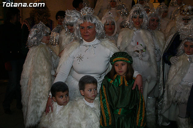 LOS REYES MAGOS LLENAN DE MAGIA LAS CALLES DE TOTANA - 450