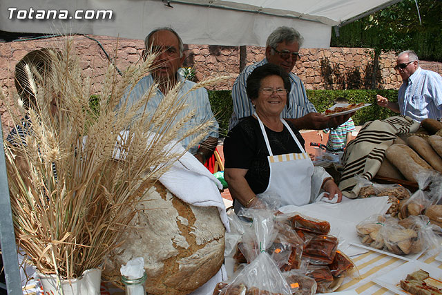 Mercadillo artesano. La Santa. Mayo 2010 - 36