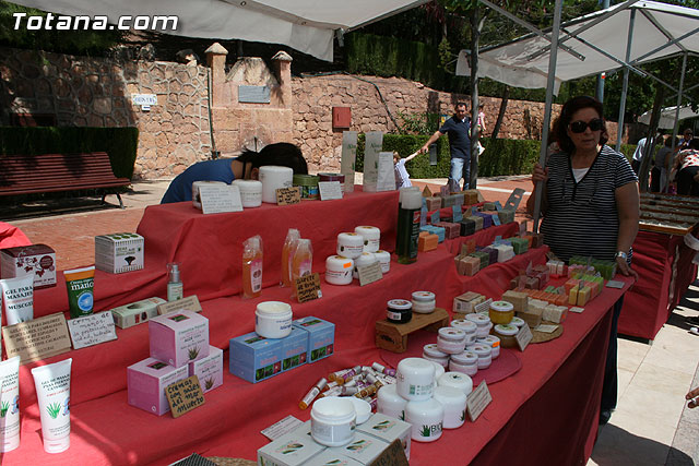 Mercadillo artesano. La Santa. Mayo 2010 - 41