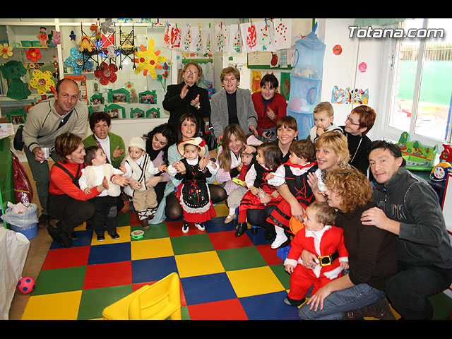 LA NAVIDAD LLEG A LA ESCUELA INFANTIL CLARA CAMPOAMOR  - 40