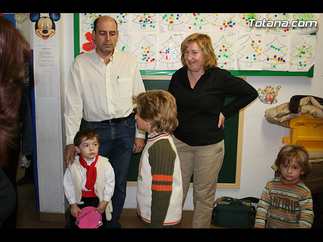 LA NAVIDAD LLEG A LA ESCUELA INFANTIL CLARA CAMPOAMOR  - 44