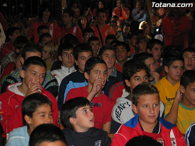 LOS ALUMNOS DE LA ESCUELA MUNICIPAL DE FTBOL DE TOTANA REALIZAN UNA OFRENDA FLORAL A SANTA EULALIA  - 59