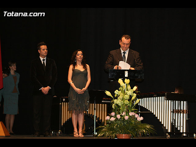 EL IES PRADO MAYOR DE LA LOCALIDAD RECIBE EL PREMIO PIZARRA DE PLATA, AL ESFUERZO Y VALORES EN EDUCACIN EN LA REGIN - 47