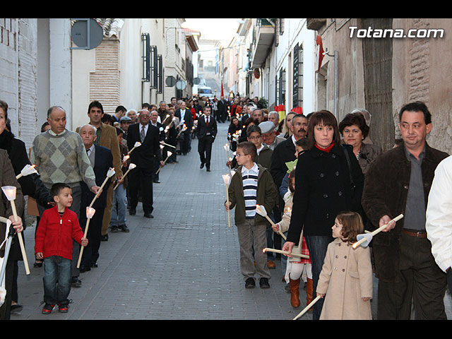 CIENTOS DE PERSONAS ACOMPAAN A LA IMAGEN DE LA PATRONA, SANTA EULALIA, EN UNA SOLEMNE PROCESIN QUE RECORRI LAS CALLES DE LA LOCALIDAD EN EL DA DE SU ONOMSTICA  - 51