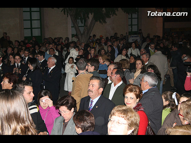 CIENTOS DE PERSONAS ACOMPAAN A LA IMAGEN DE LA PATRONA, SANTA EULALIA, EN UNA SOLEMNE PROCESIN QUE RECORRI LAS CALLES DE LA LOCALIDAD EN EL DA DE SU ONOMSTICA  - 145