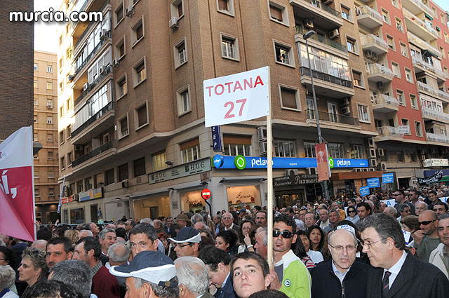 Cientos de miles de personas se manifiestan en Murcia a favor del trasvase - 136