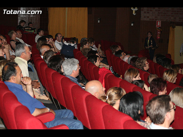 EL CINE VELASCO ACOGI LA PRESENTACIN DEL NUEVO DISCO DE LA TUNA DE TOTANA, VIVENCIAS, CON MOTIVO DE LA CELEBRACIN DEL XX ANIVERSARIO - 129